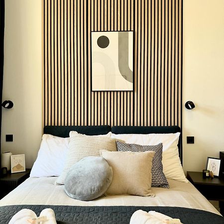 10 Minutes Charles Bridge Modern Apartment, Прага Экстерьер фото