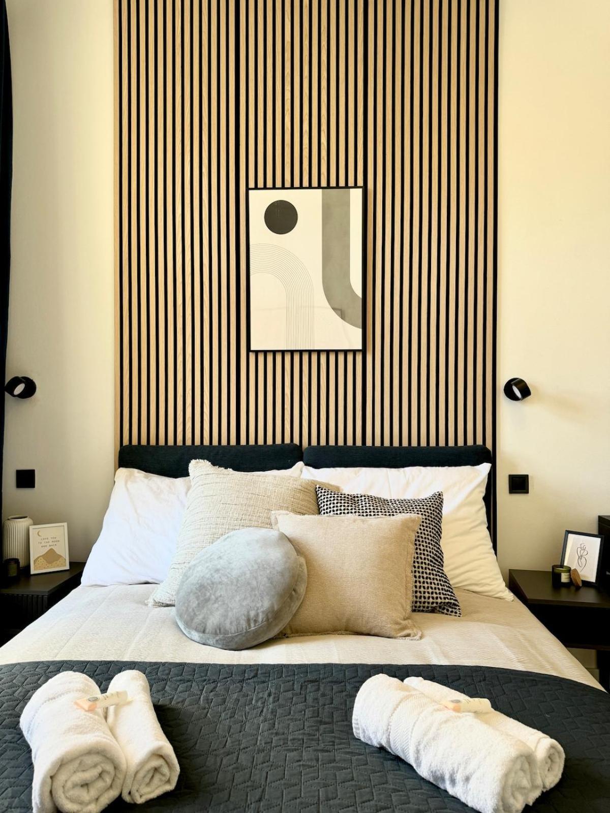 10 Minutes Charles Bridge Modern Apartment, Прага Экстерьер фото
